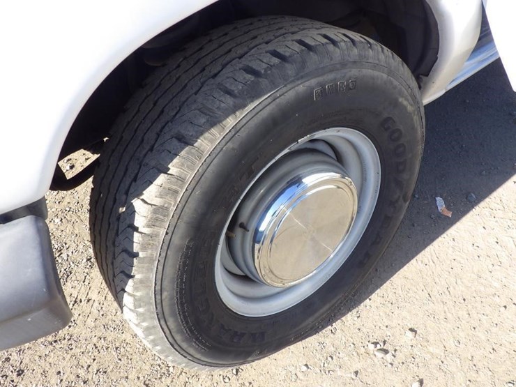 2006-ford-econoline-350-image-13