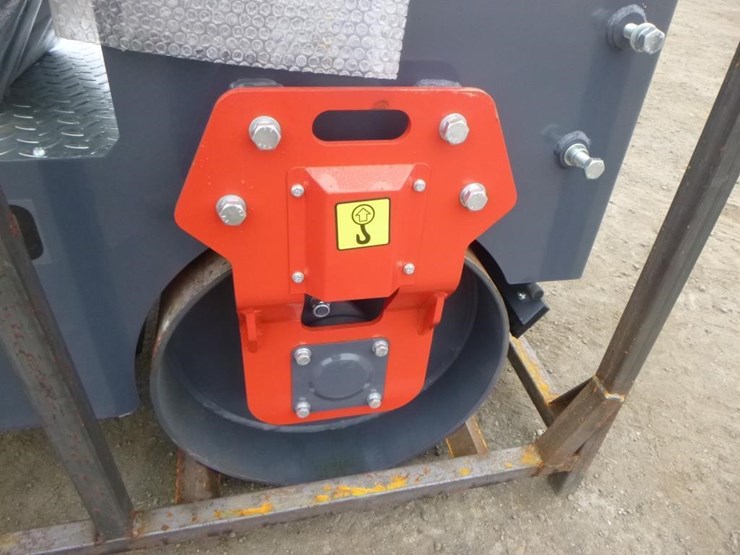 sdlool-sl1000-tandem-vibratory-roller-image-14