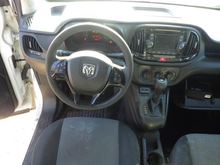 2018-ram-promaster-city-image-10