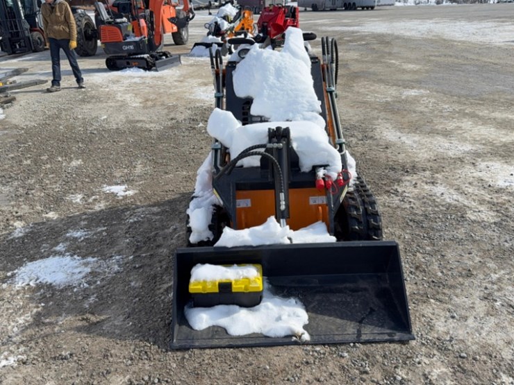 new-unused-aboss-gh380-mini-skid-loader,-15-hp-gas-engine,-aux.-hyd,-sn#-2507113932-image-10