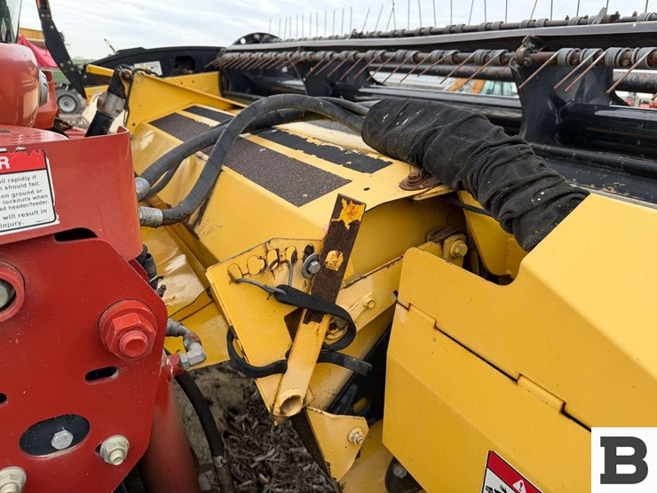 2010-new-holland-2010-image-22