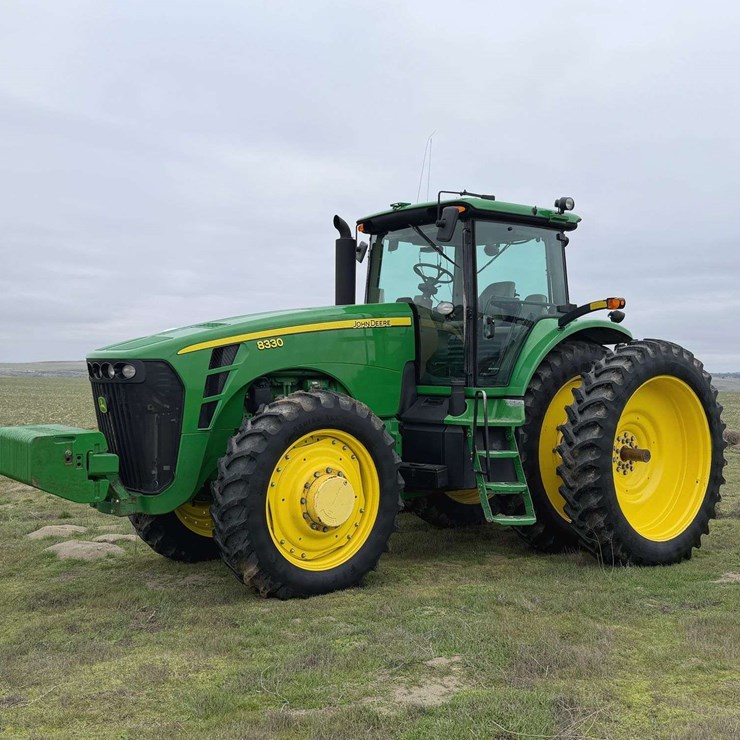 2006 JOHN DEERE 8330