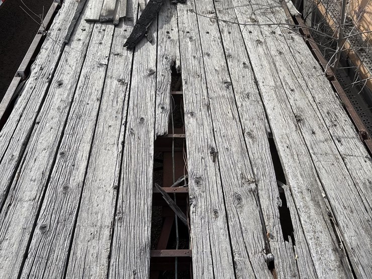 1975-unknown-image-10