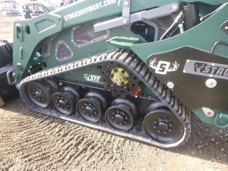 2026-kubota-d1703-image-24