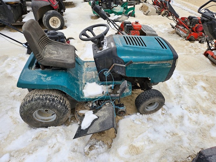 #113-•-bolens-lawn-tractor-image-5