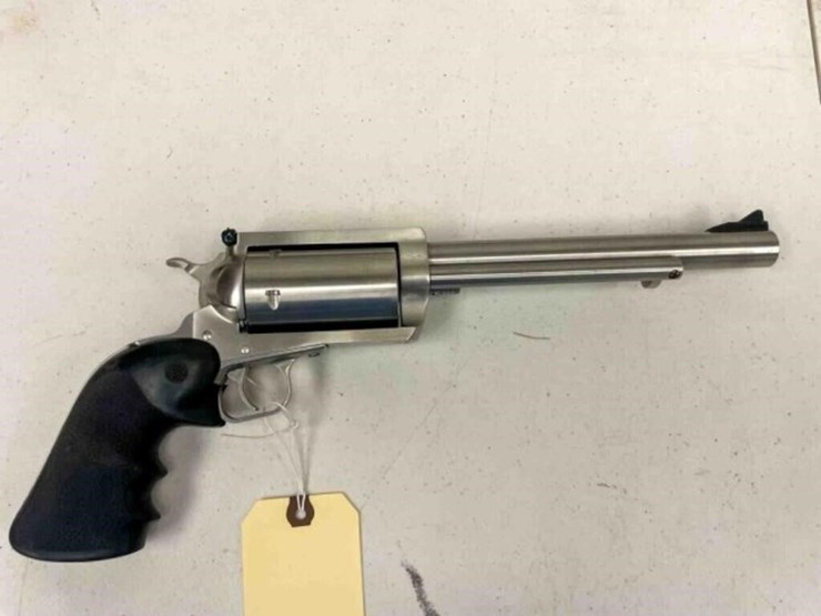 magnum-research-revolver-image-11