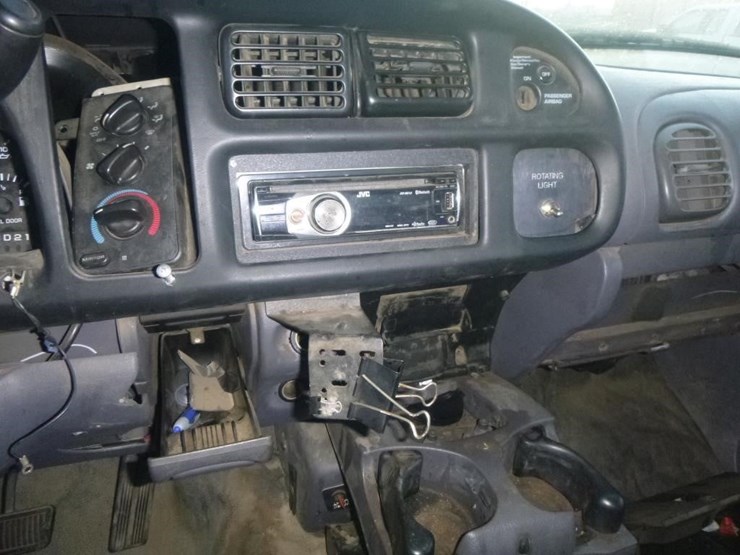 2001-dodge-ram-2500-image-9