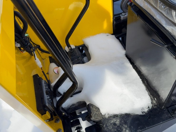 new-unused-ir-model-ird25-track-dumper,-13-hp-gas-engine,-3-speed,-hydraulic-dump-image-7