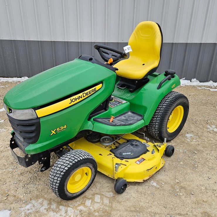 JOHN DEERE X534