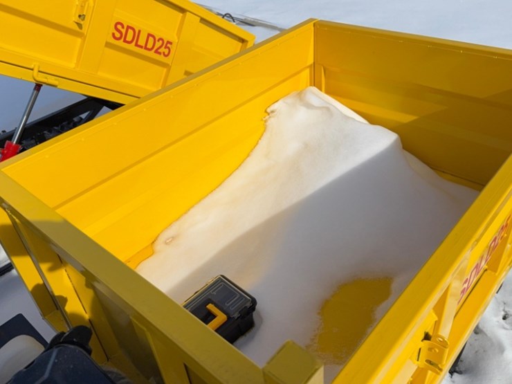 new-unused-ir-model-ird25-track-dumper,-13-hp-gas-engine,-3-speed,-hydraulic-dump-image-3