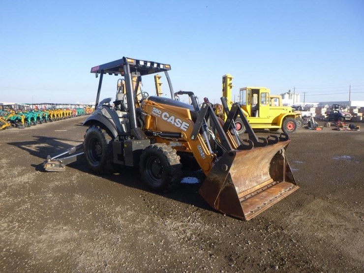 2018-case-580sn-image-2