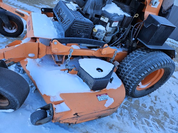 #182-•-scag-stand-up-zero-turn-mower-image-11