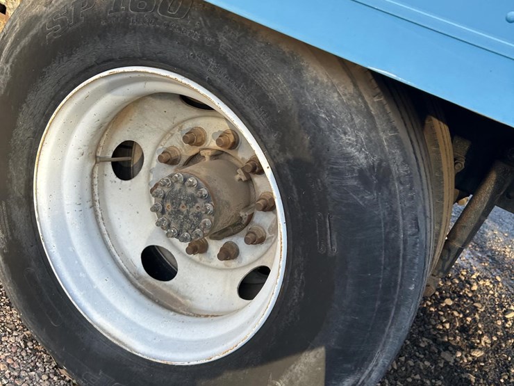 2000-isuzu-ftr-image-18