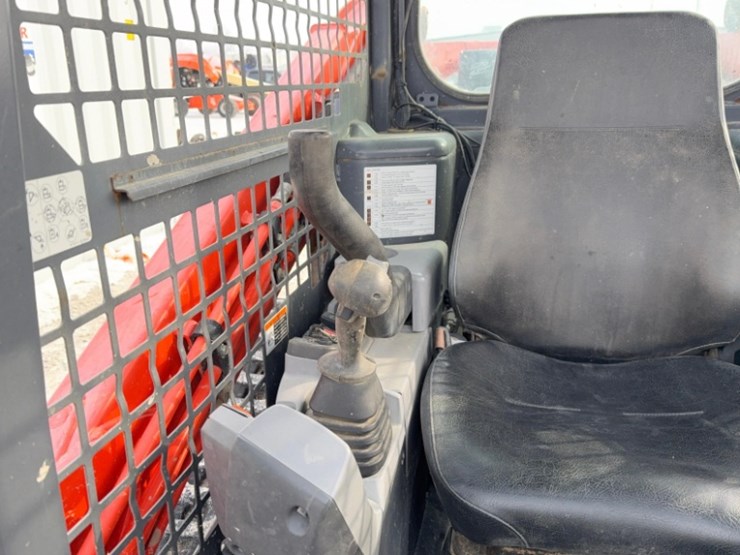 kubota-large-skid-steer-model-3vl95-25,-2464-hrs.,-works,-forks+bucket-image-18