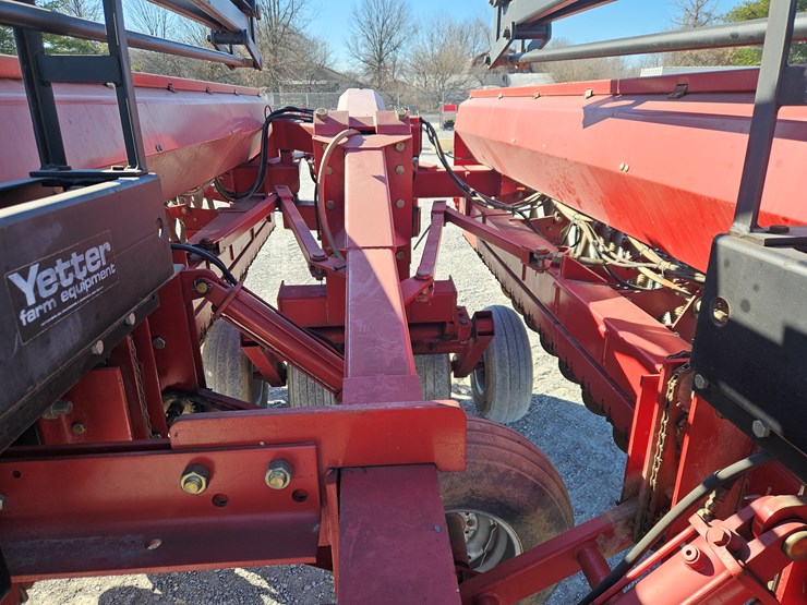 case-ih-5500-image-4