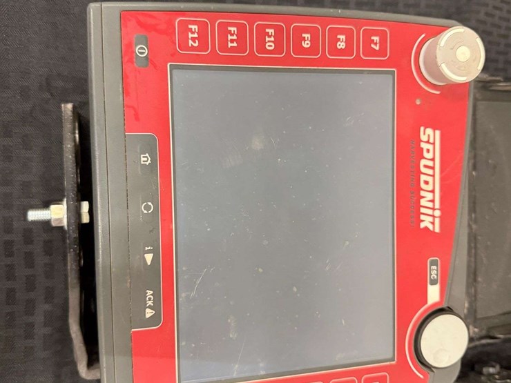 spudnik-8560-potato-planter---eltopia,-wa-image-69