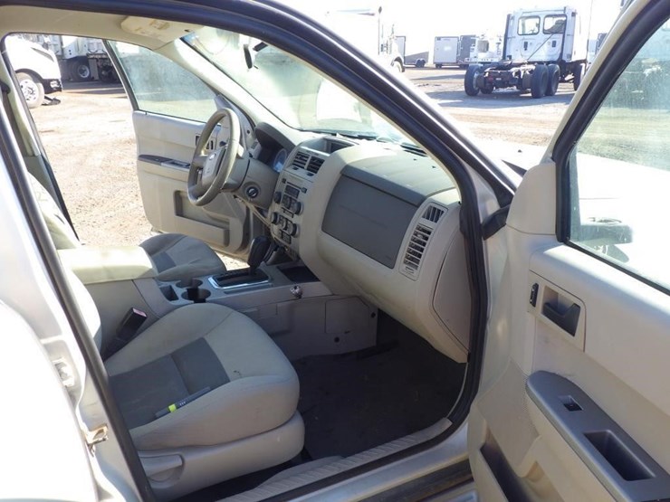 2008-ford-escape-image-6