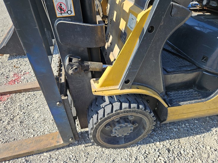 caterpillar-c6000-image-5