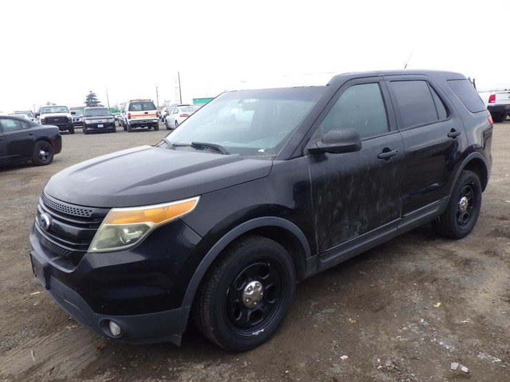 2014-ford-explorer-image-1