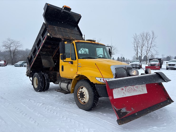 2008-international-durastar-4300-image-4