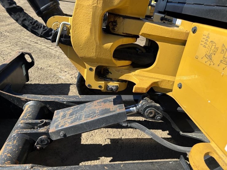 2022-caterpillar-303.5-image-23