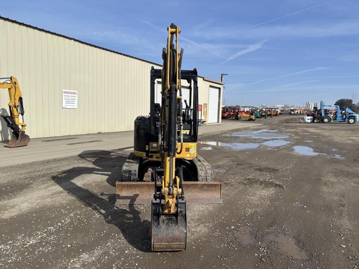 2022-caterpillar-303.5-image-6