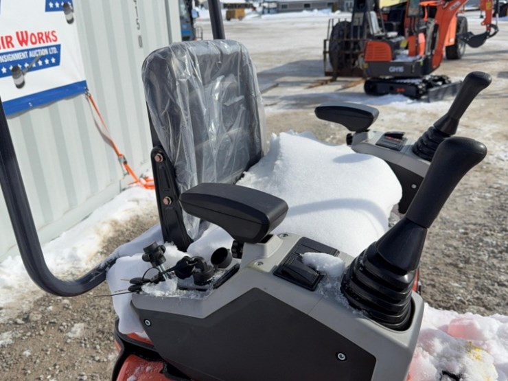 new-unused-aboss-model-gh25-mini-excavator,-kubota-d722,-3-cylinder-diesel,-hyd.-thumb,-sn#4554605-image-14