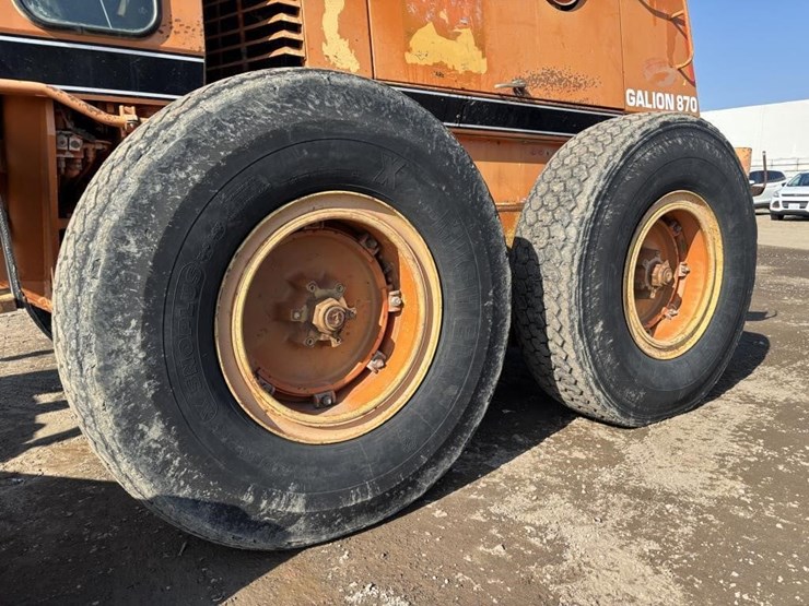 1996-komatsu-870-b-motor-grader-image-29