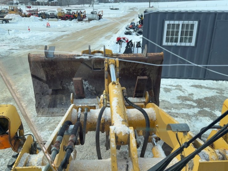 1983-john-deere-444h-image-34