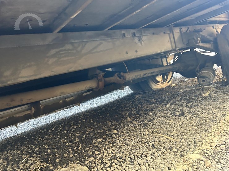 2015-volvo-f6-image-33