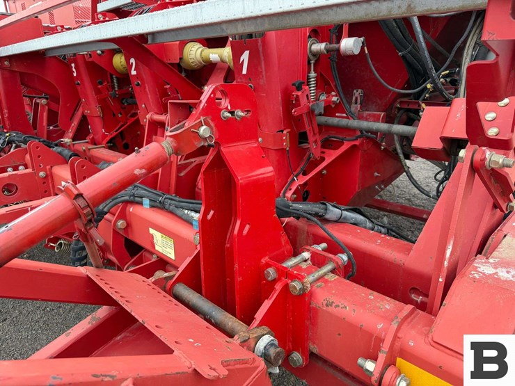 spudnik-8560-potato-planter---eltopia,-wa-image-25