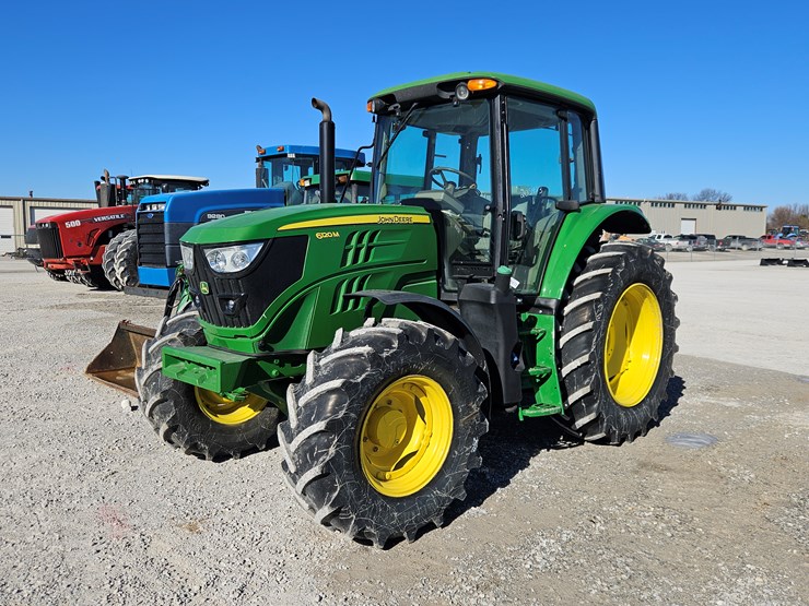 2019-john-deere-6120m-image-1