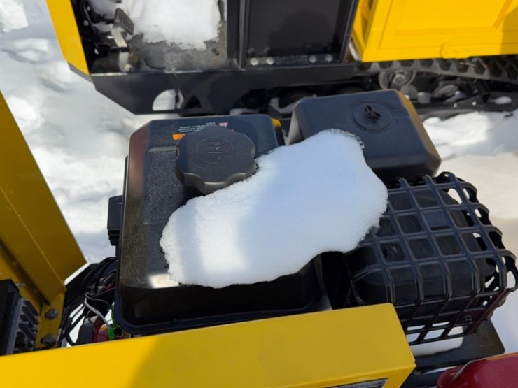 new-unused-ir-model-ird25-track-dumper,-13-hp-gas-engine,-3-speed,-hydraulic-dump-image-5