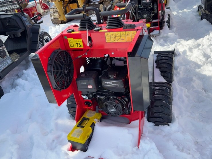 unused-2025-mms-model-323w-mini-skid-steer-13.5hp-gas-engine,-aux.-hyd,-gp-bucket,-sn#-323wj251120-image-3