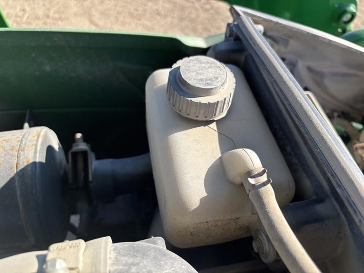 john-deere-1025r-image-41