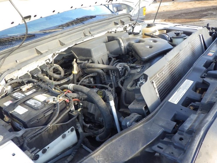 2011-ford-f350-image-12