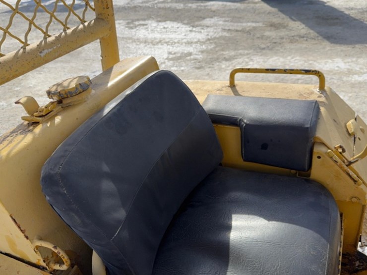 john-deere-350-image-11