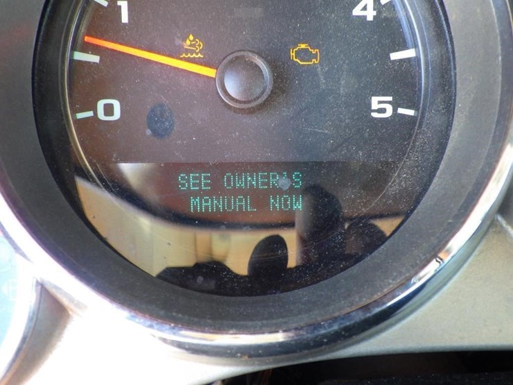 2014-chevrolet-3500hd-image-12