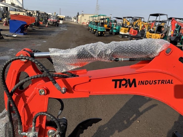 2025-tpm-18k-hydraulic-excavator-image-14