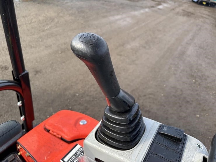 2025-tpm-18k-hydraulic-excavator-image-22