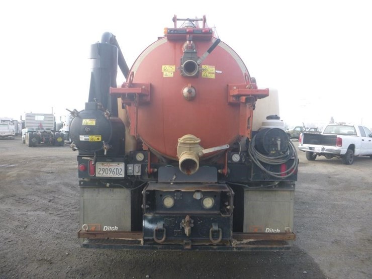 2015-international-durastar-4300-image-9