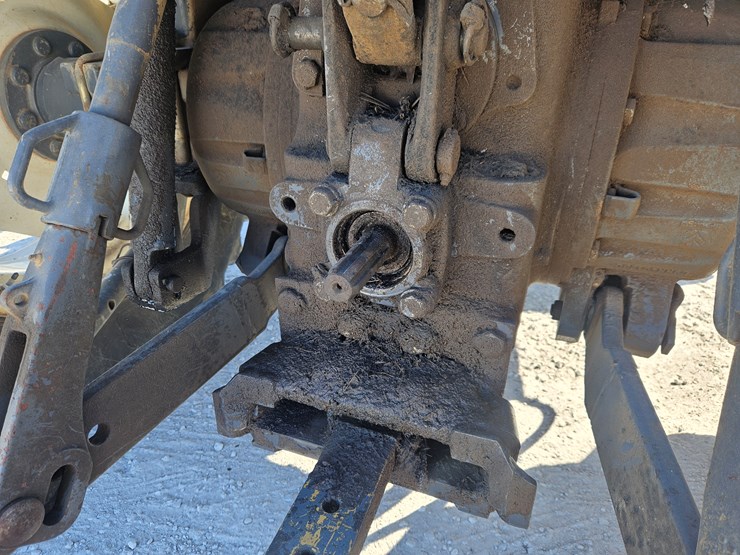 new-holland-ts110-image-12