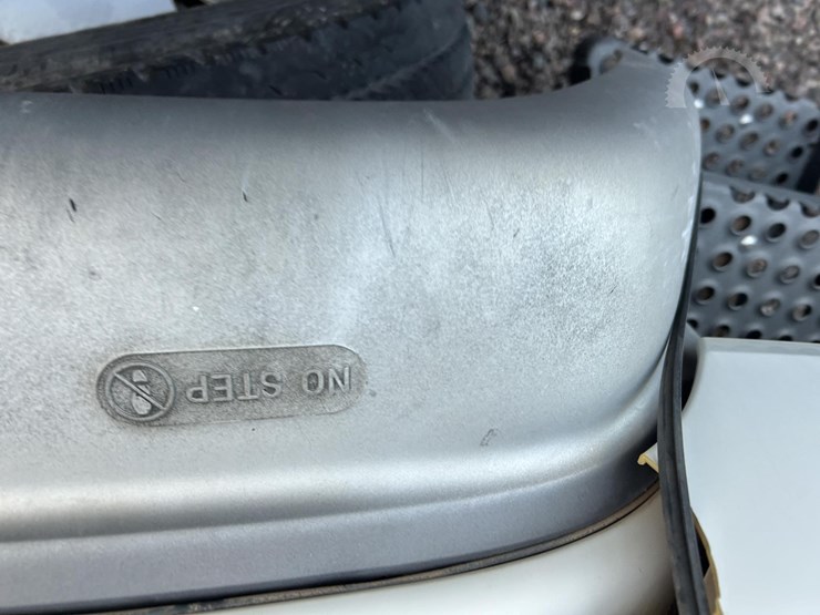 2000-isuzu-ftr-image-14