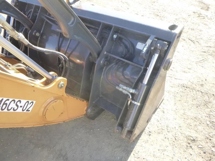 2018-case-580sn-image-11