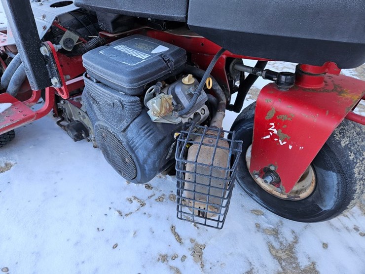 toro-greensmaster-3150-image-13