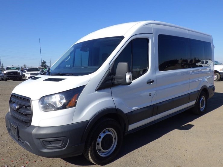 2020-ford-transit-image-1