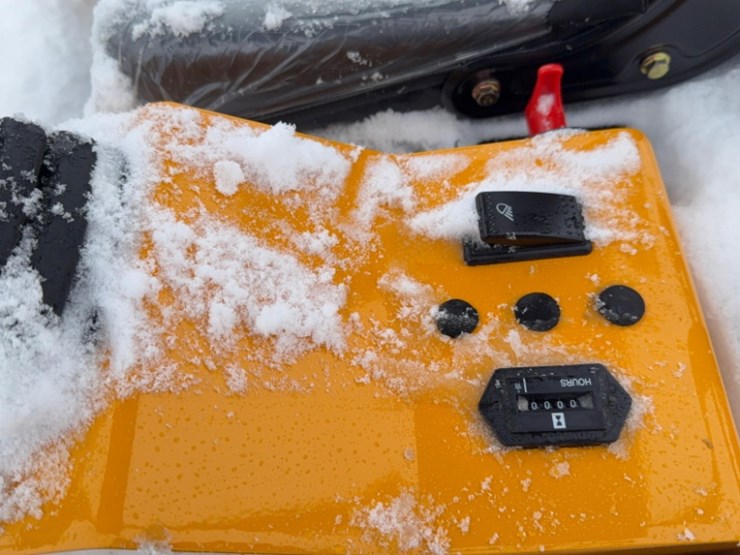 unused-2025-miva-model-15-mini-excavator-13.5hp-gas-engine,-pilot-controls,-blade--sn#15j2512137-image-10