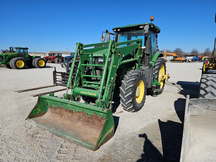 2014-john-deere-7210r-image-26
