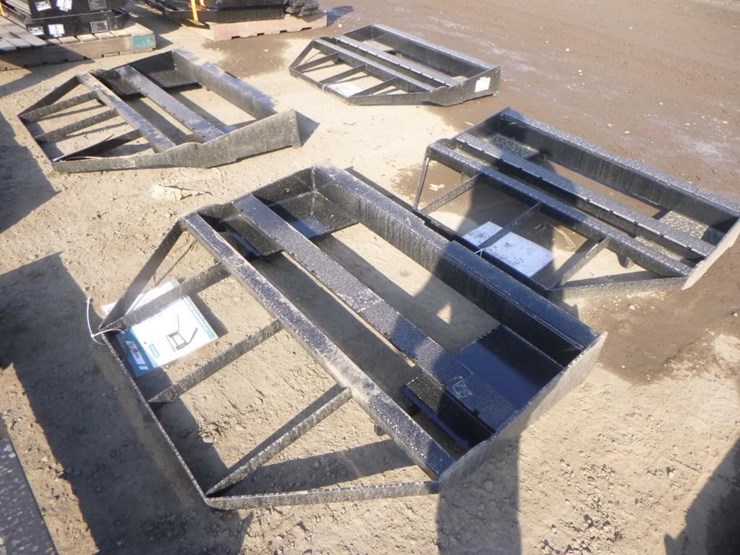 agt-skid-steer-fork-frame-image-3