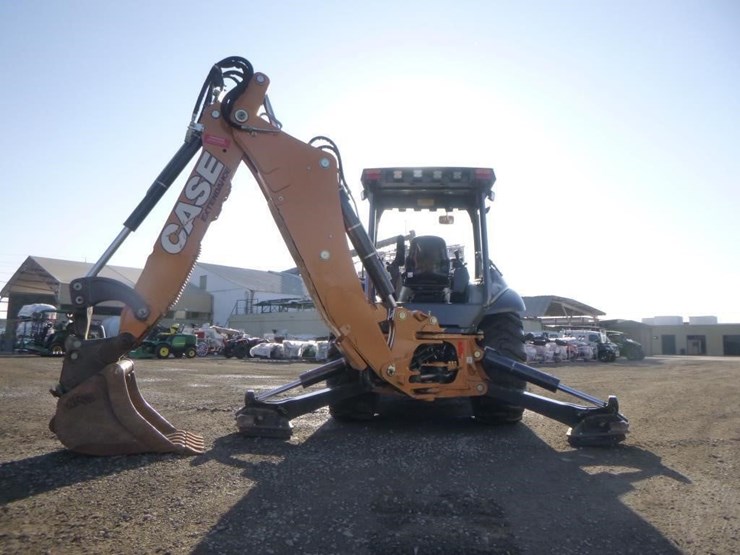 2018-case-580sn-image-8